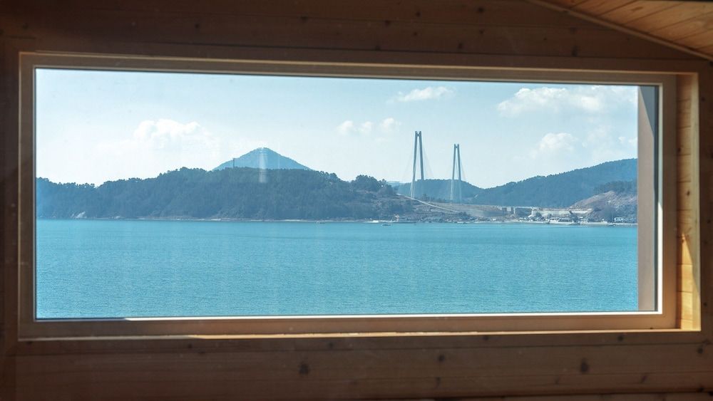 Jangsuri Pension in Yeosu Basic Room, 1 Bedroom (Ocean View A202(SPA)) 5