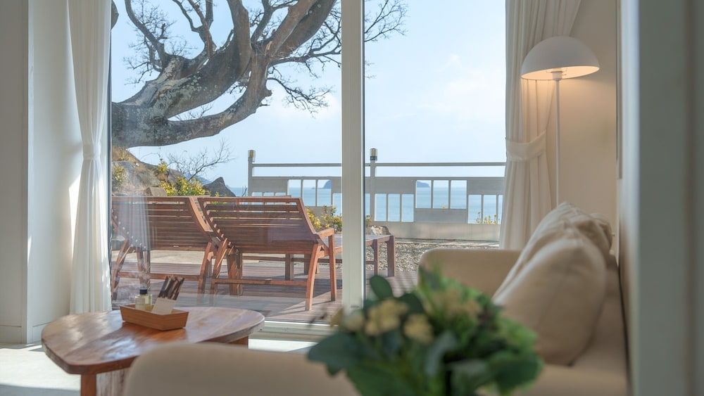 Jangsuri Pension in Yeosu Basic Room, 2 Bedrooms (Ocean View A101 (Pool Villa)) 5