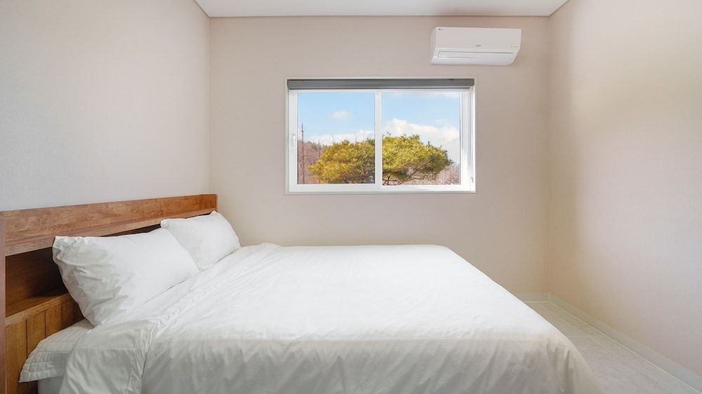 Daebudo Freesia Private Pool Villa Basic Room, 3 Bedrooms (Freesia  B) 3