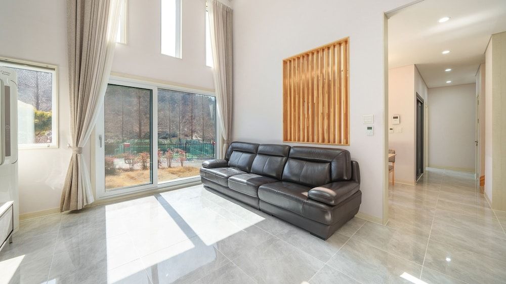 Daebudo Freesia Private Pool Villa Basic Room, 3 Bedrooms (Freesia  A) 9