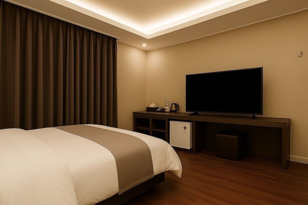 Modern Hotel CABIN E (STANDARD, 65TV+OTT) 7