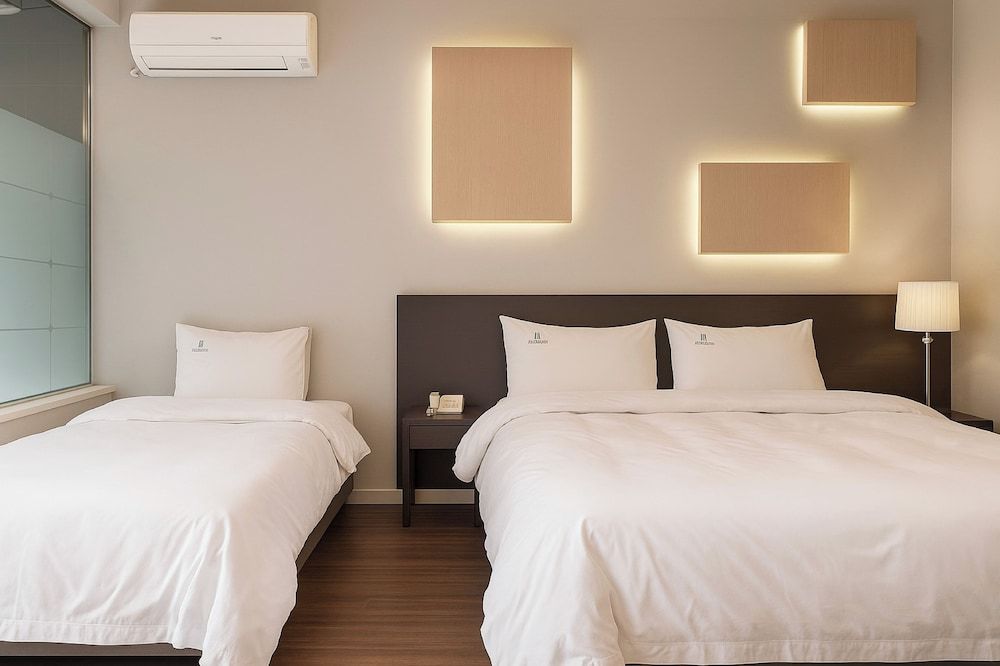 Modern Hotel CABIN A (TWIN BED) 7