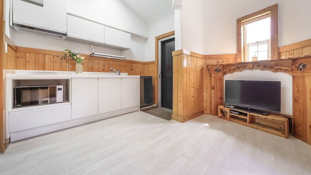 Daebudo Sketch Pension Basic Room, 1 Bedroom (Pencil 4 (Mountain View / BBQ)) 3