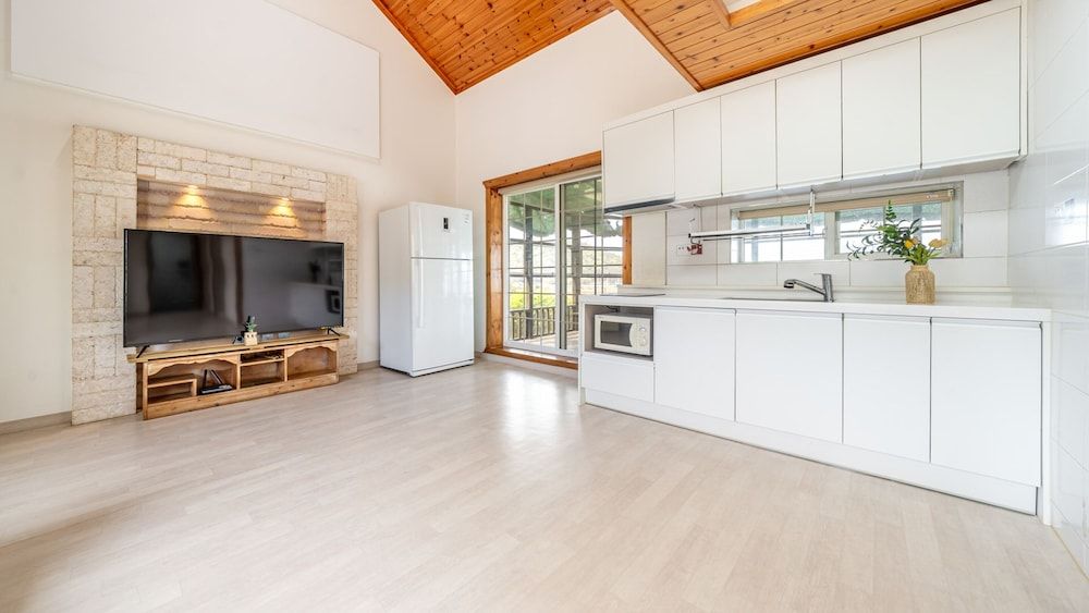 Daebudo Sketch Pension