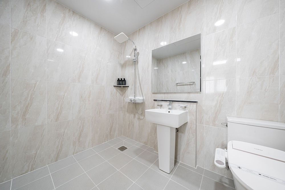 Gunsan Hound Hotel A-Building Deluxe Styler 7