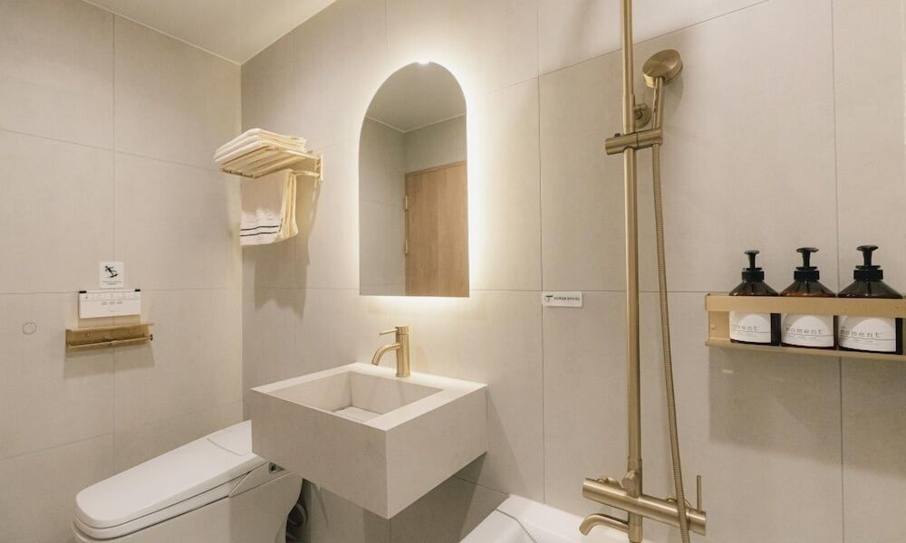 Cheonan Buldang Hound Hotel Superior Double Room 8