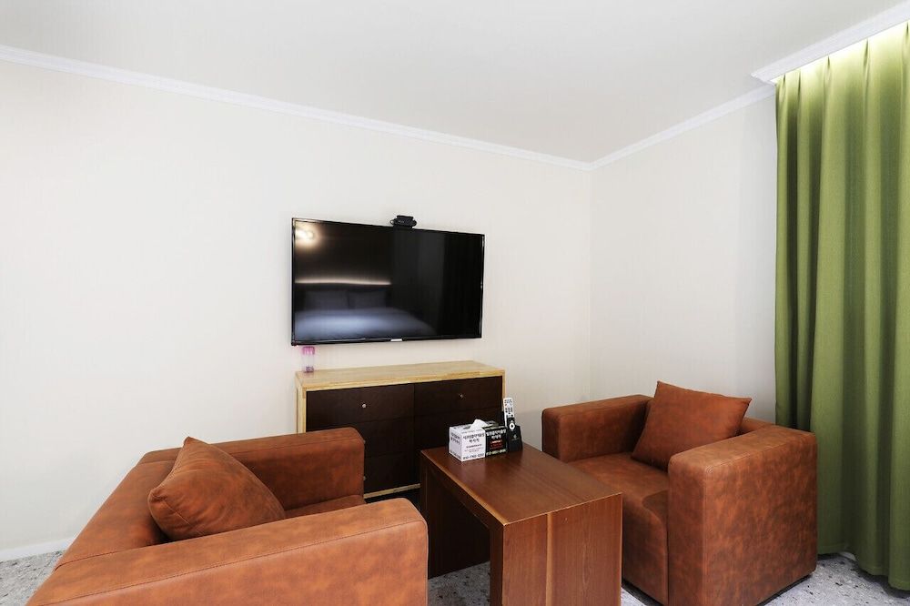 Casa Incanto Hotel in Gumi Suite 5