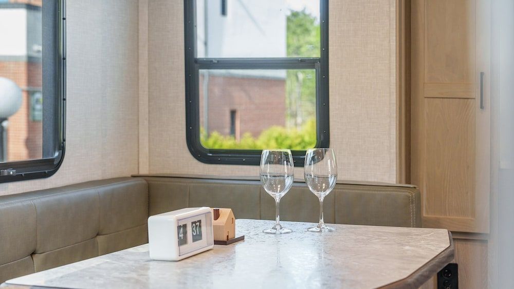 Sokcho Supuro Caravan Basic Room, 1 Bedroom (Poplar (Mountain View /BBQ)) 4