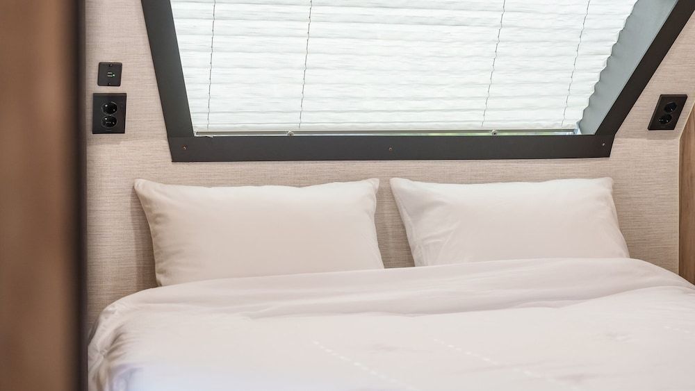 Sokcho Supuro Caravan Basic Room, 1 Bedroom (Maple (Mountain View /BBQ))