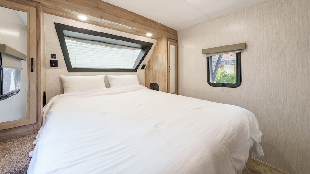 Sokcho Supuro Caravan Basic Room, 1 Bedroom (Maple (Mountain View /BBQ)) 2