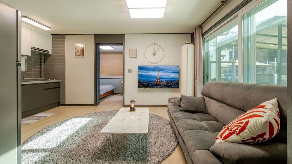 Hongcheon Pension 150 Basic Room, 2 Bedrooms (Room 104 (Duplex / Private BBQ)) 9