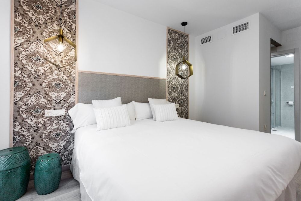 ELEVEN Apartments Real de la Carretería, by Homing U Comfort Apartment 3