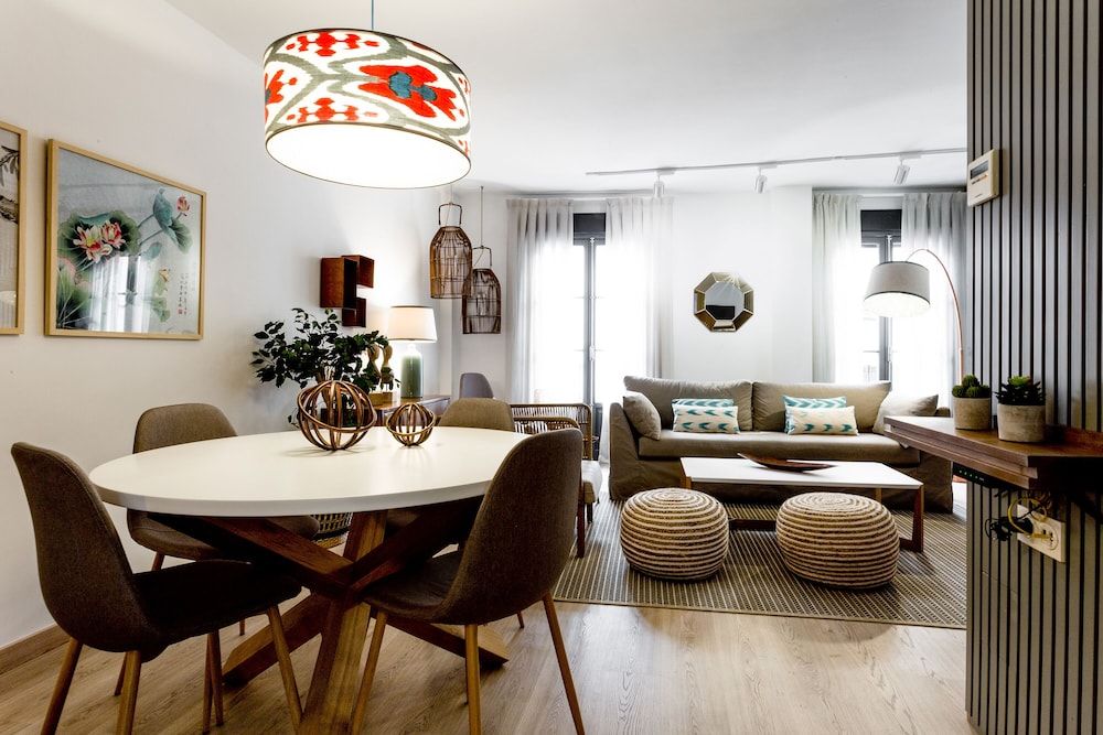 ELEVEN Apartments Real de la Carretería, by Homing U Comfort Apartment 12