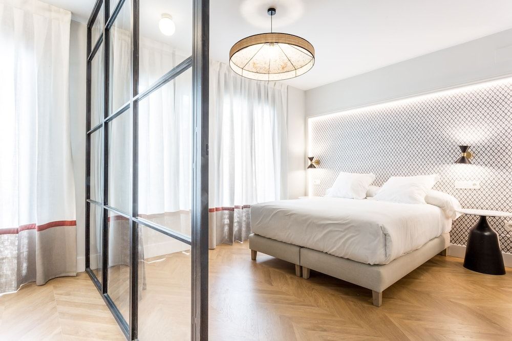 Signature Apartment
