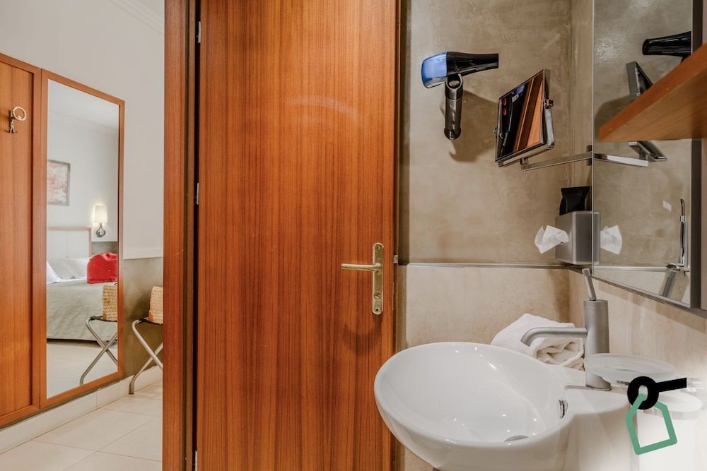 Hotiday Room Collection - Alassio Centro Superior Double Room, Sea View 10