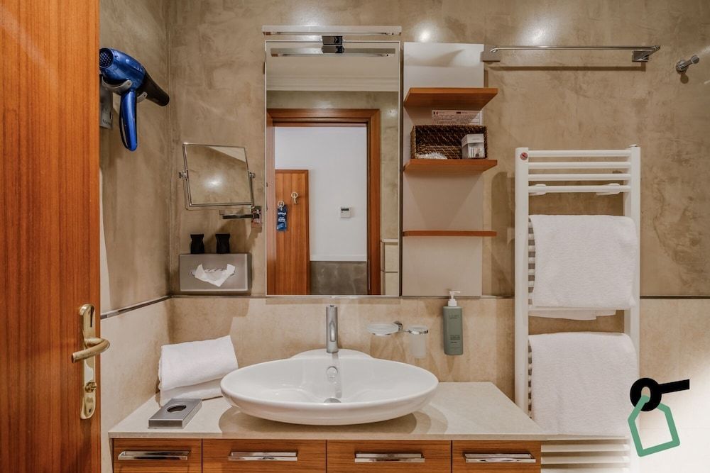 Hotiday Room Collection - Alassio Centro Superior Double Room, Sea View 8