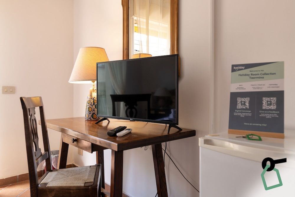 Hotiday Taormina Mare Double Room, Balcony 9