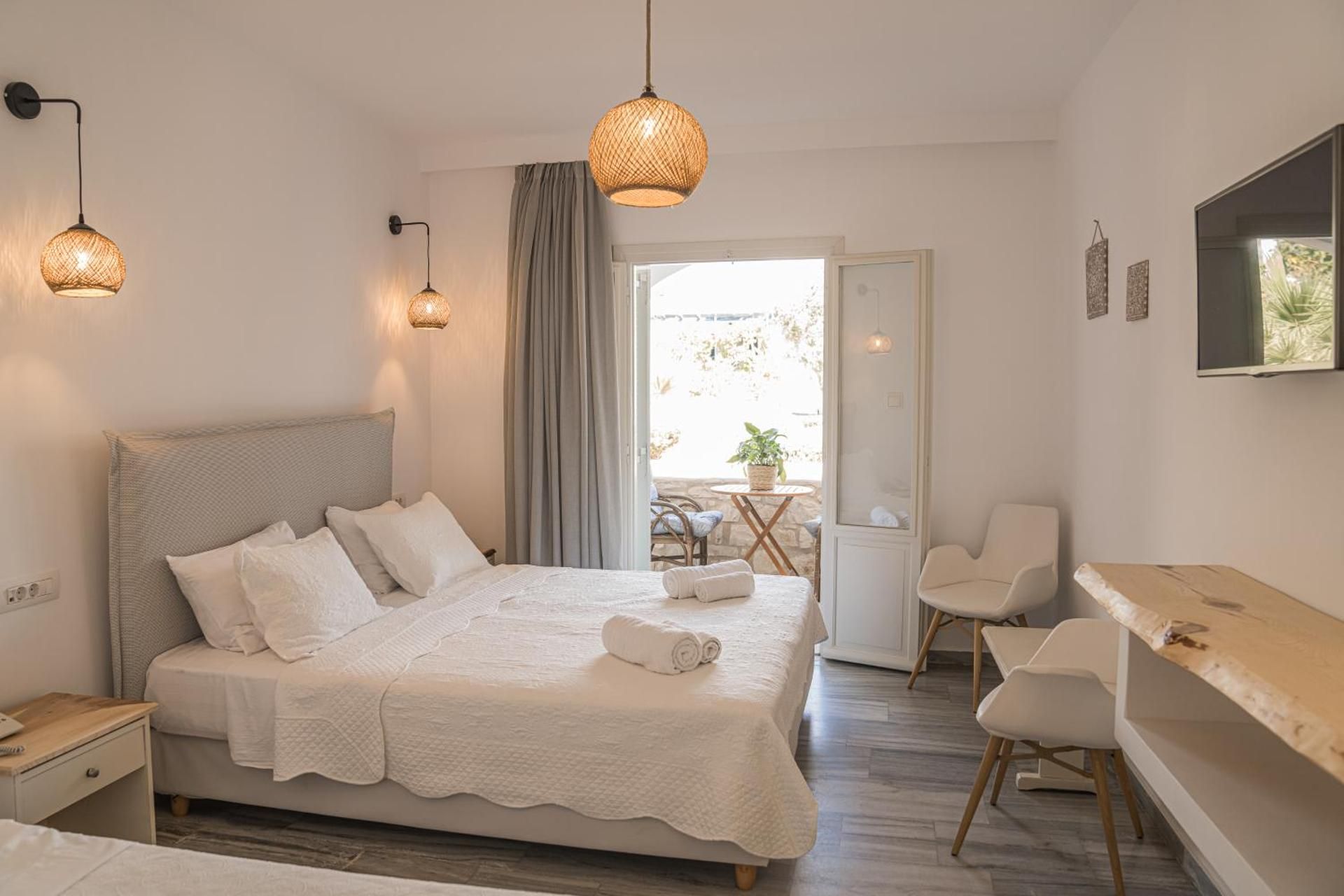 Triple Room with Garden View