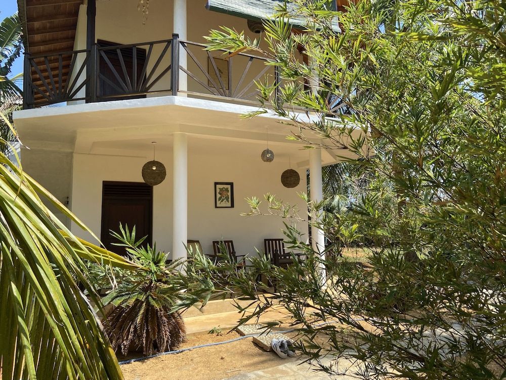 coconut island cabanas