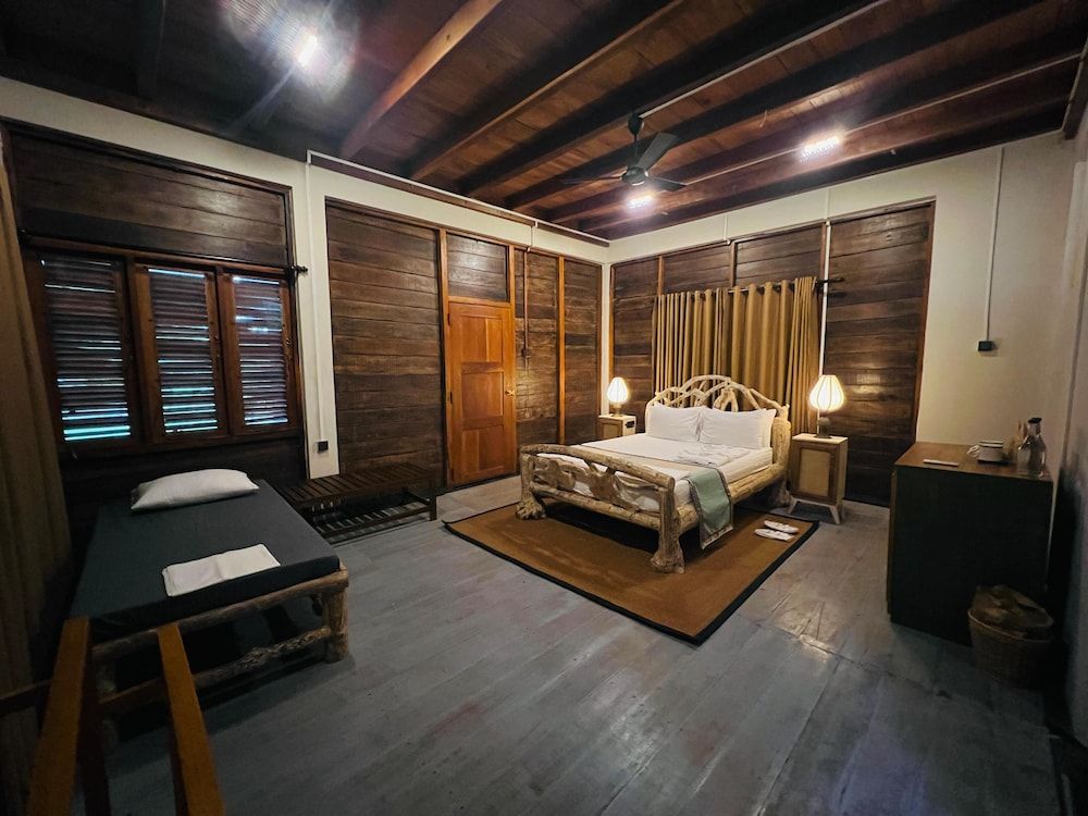 Sigiri Vananthara Deluxe Double Room 24