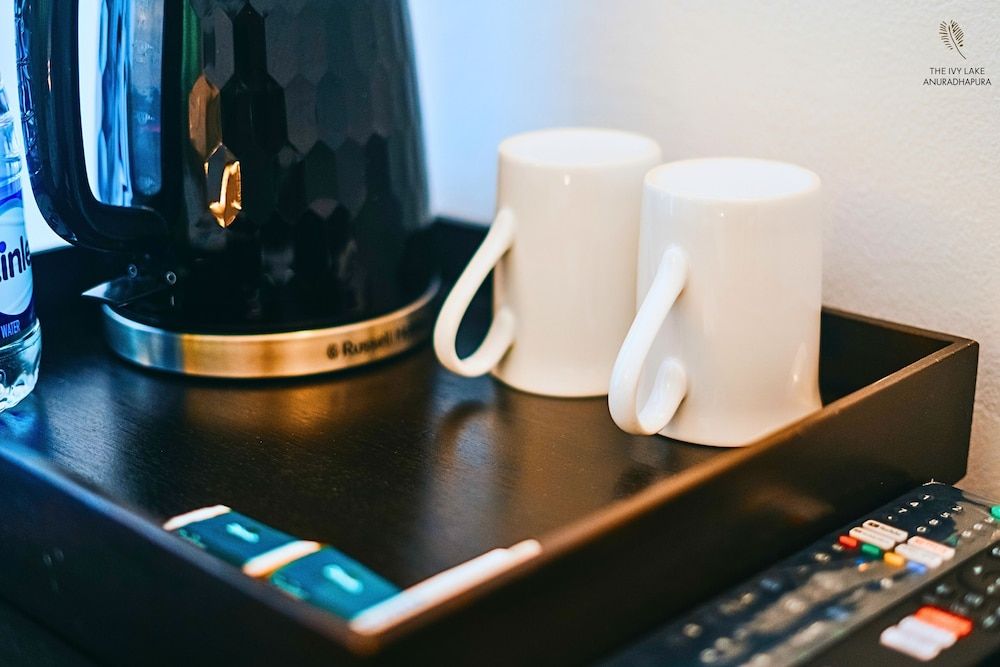 The Ivy Lake Deluxe Double Room 8