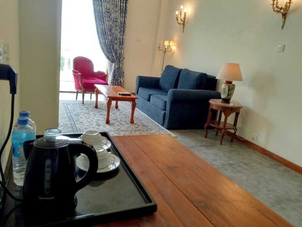 Samsara Elite Double Room, 1 King Bed, Sea View 12