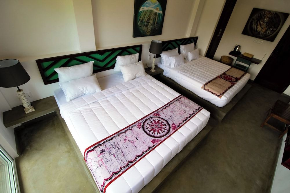 Exclusive Studio Suite, Garden View