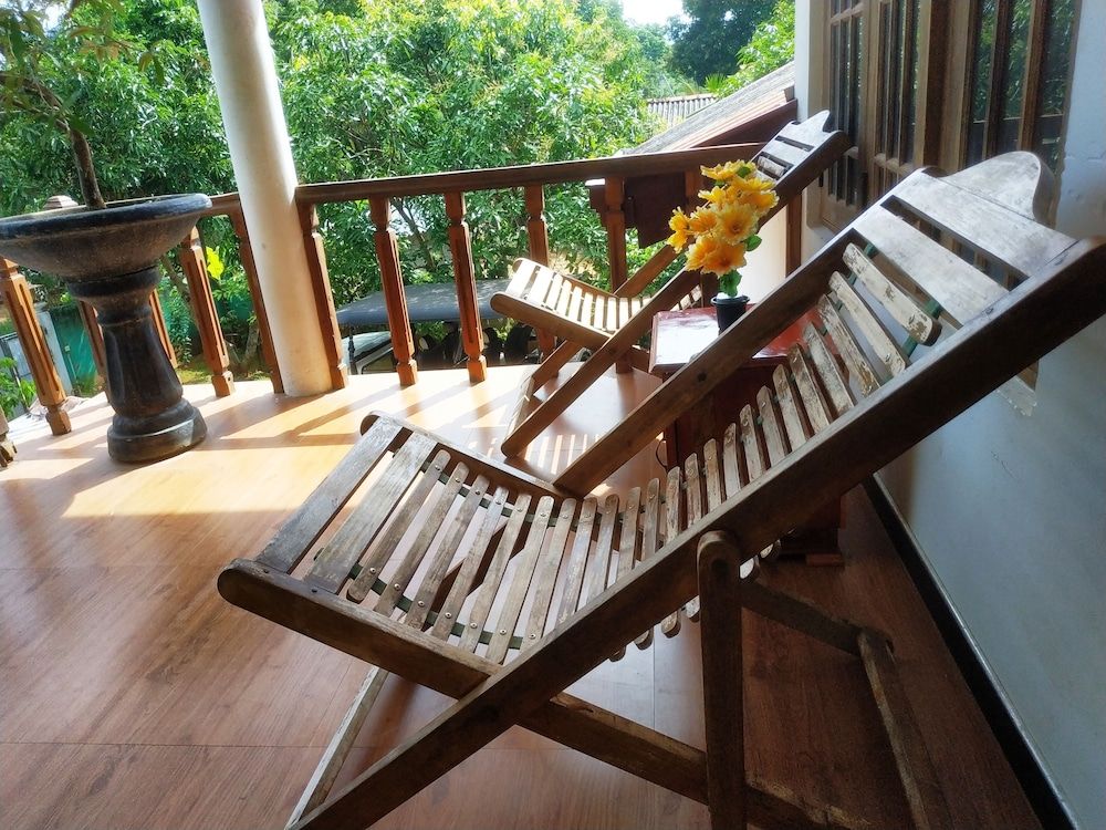 Green Heaven Safari Resort Udawalawa Family Quadruple Room, Balcony, Garden View 10