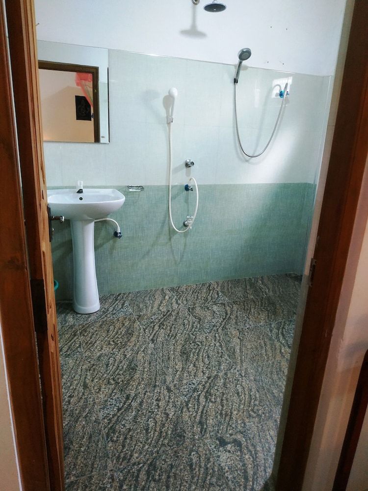 Green Heaven Safari Resort Udawalawa Basic Double Room Single Use, Balcony, Garden View 13