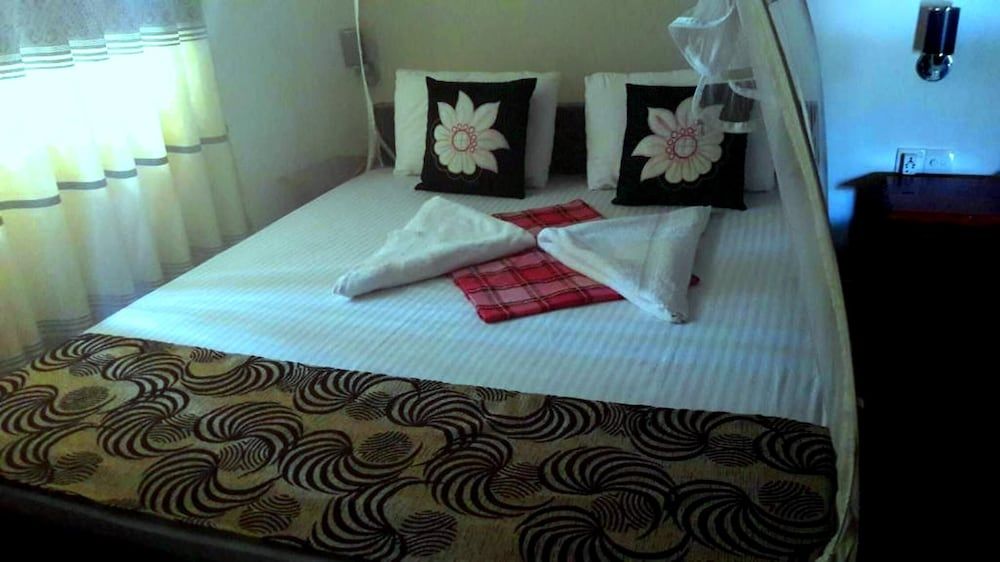 Deluxe Double or Twin Room, Balcony, Garden View