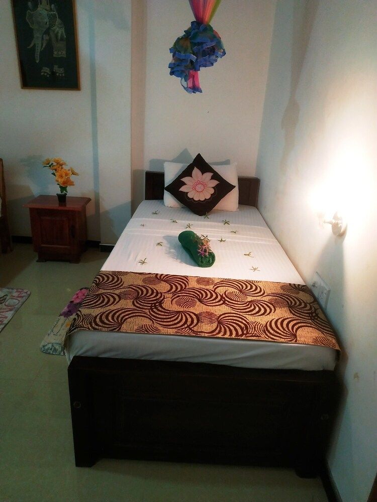 Green Heaven Safari Resort Udawalawa Basic Double Room Single Use, Balcony, Garden View