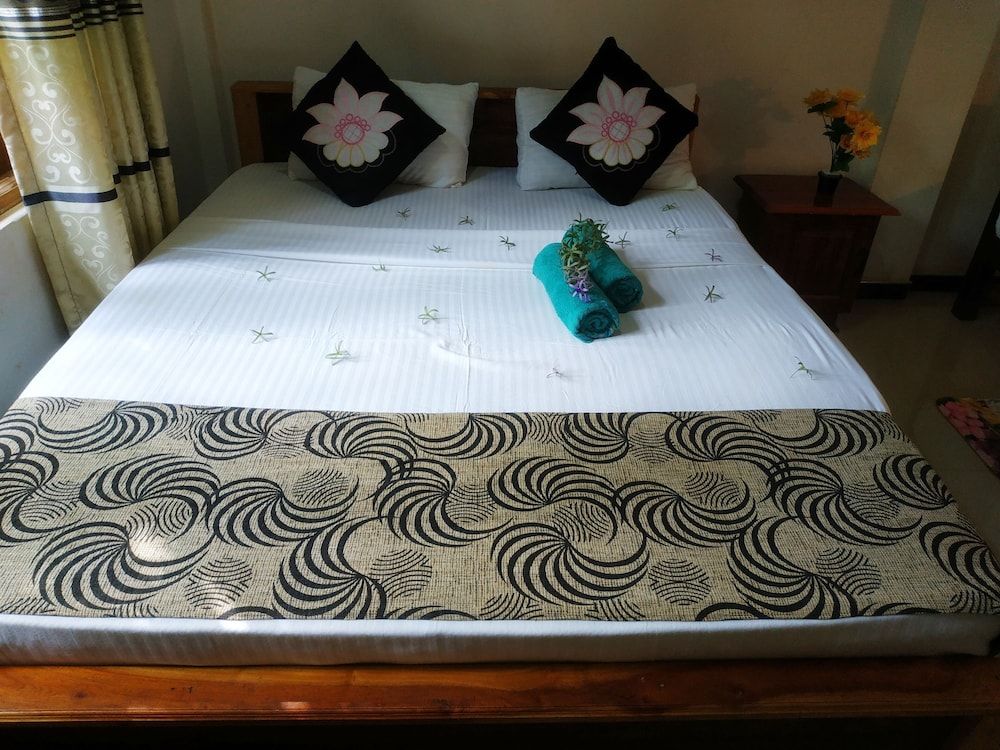 Green Heaven Safari Resort Udawalawa Basic Double Room Single Use, Balcony, Garden View 2