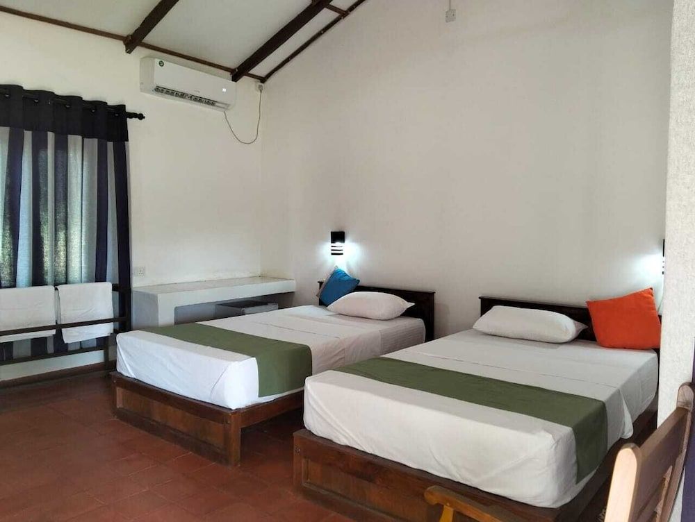 Tiara Elephant Lodge Comfort Triple Room, Garden View 3