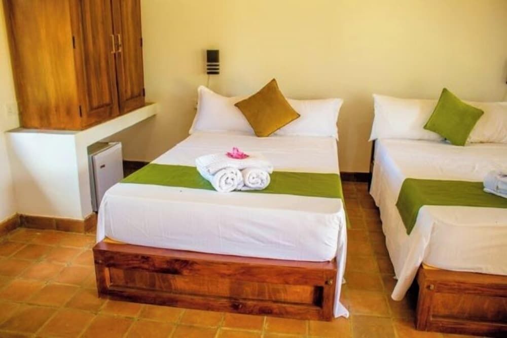 Tiara Elephant Lodge Comfort Triple Room, Garden View 2