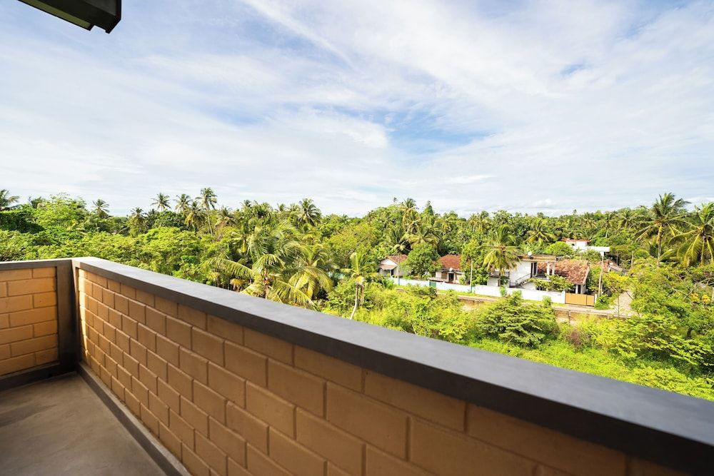 Bliss Blessings Villa Superior Double Room, Ocean View 5