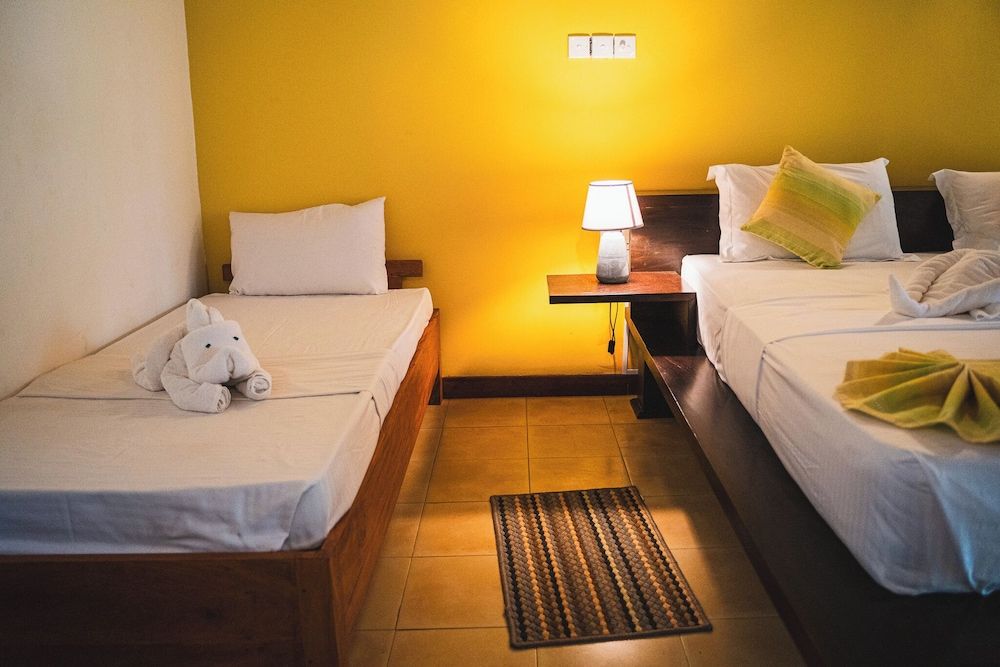 Pothana Village Triple Room, Non Smoking, Lake View 4