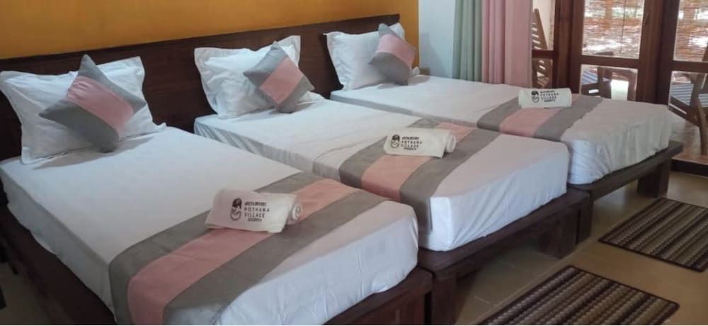 Pothana Village Triple Room, Non Smoking, Lake View 6