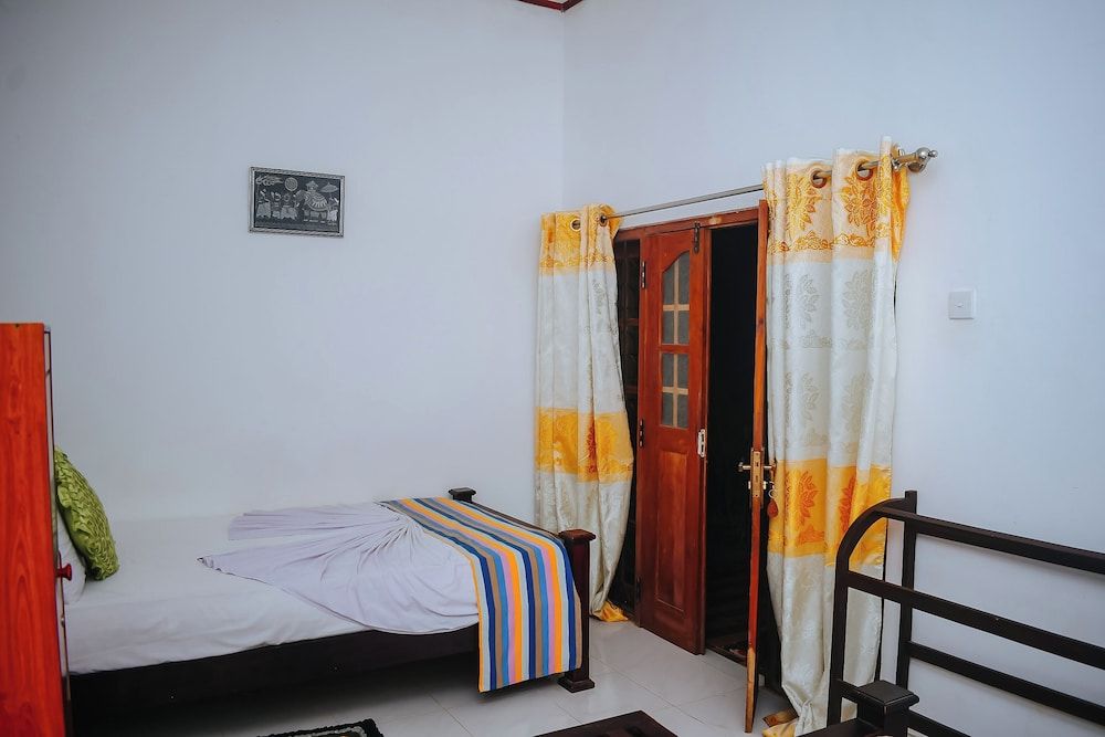 Dudley Nature Resort Triple Room 11