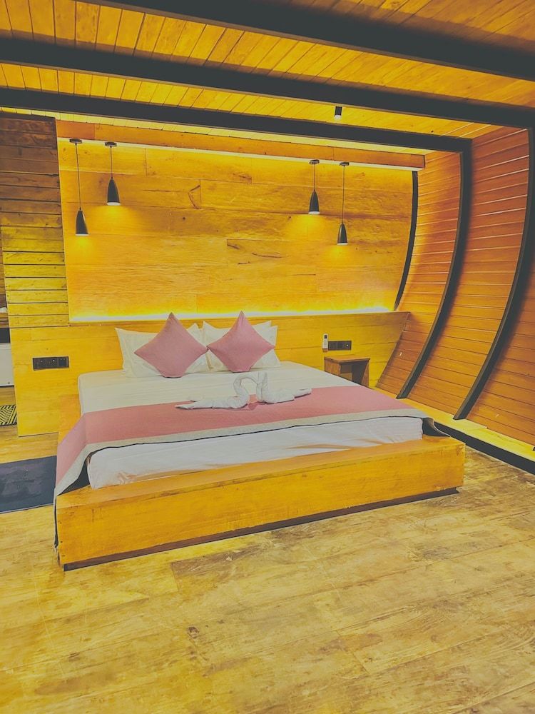 Dudley Nature Resort Family Tree House, 2 Bedrooms, Garden View 2