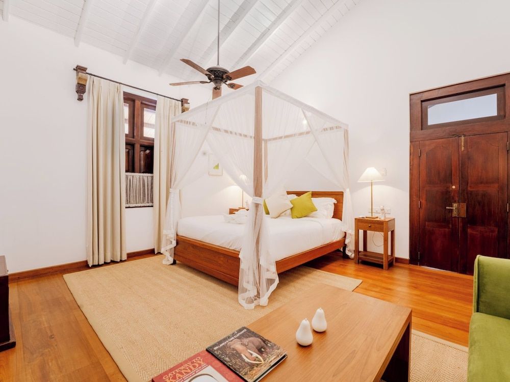 Luxury Double Room, Pool View