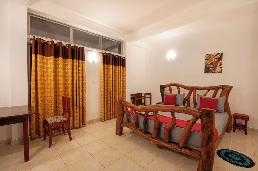 Ayurvedic Lanka Wellness Hotel Basic Double Room, Lake View 3