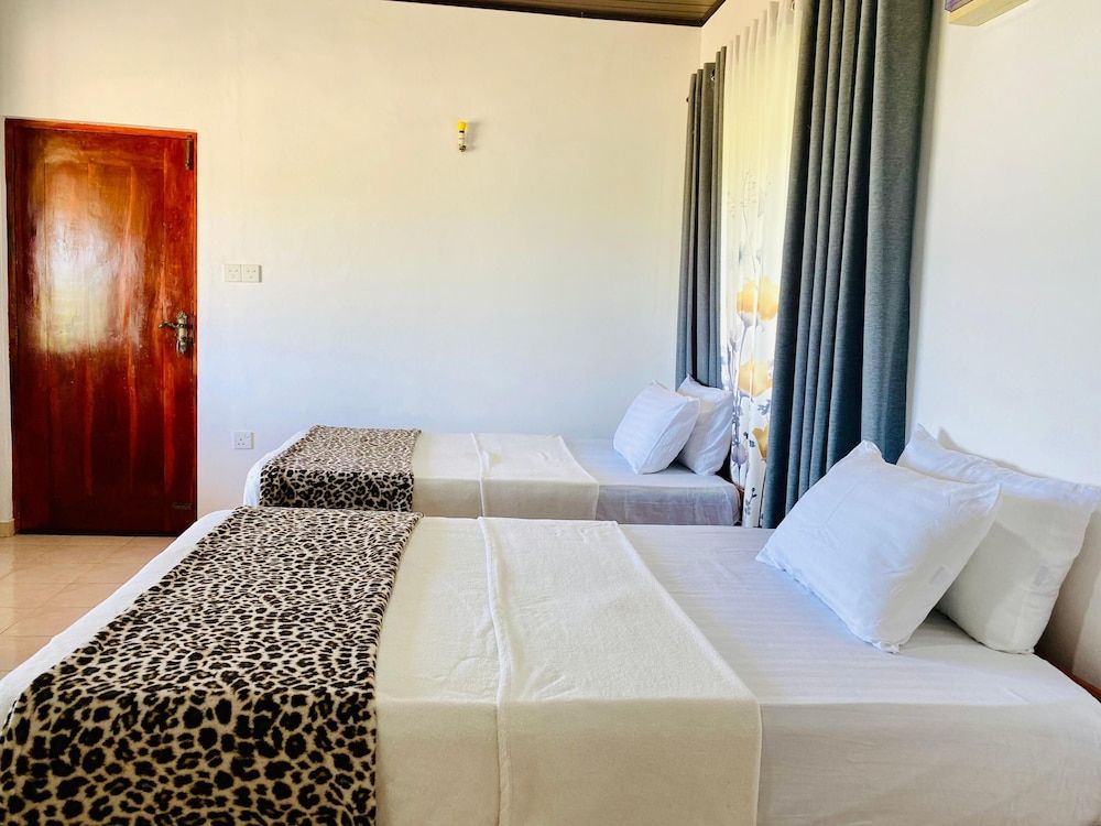 Deluxe Double Room, Lake View