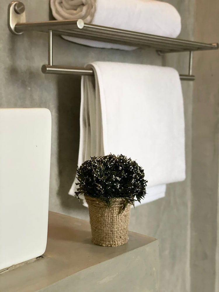 Villa Tambaka Retreat Superior Triple Room, Garden View 4