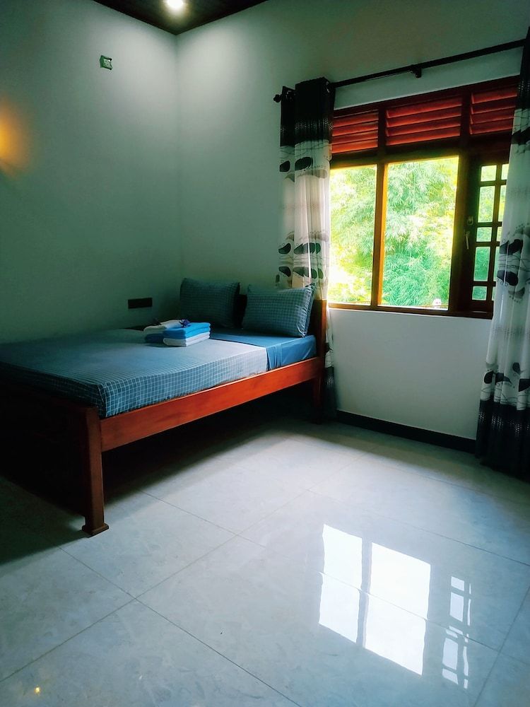 Four Seasons Safari Resort udawalawa Economy Double Room, Balcony, Garden View