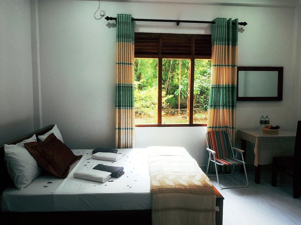 Four Seasons Safari Resort udawalawa Deluxe Double Room, Balcony, Garden View 4