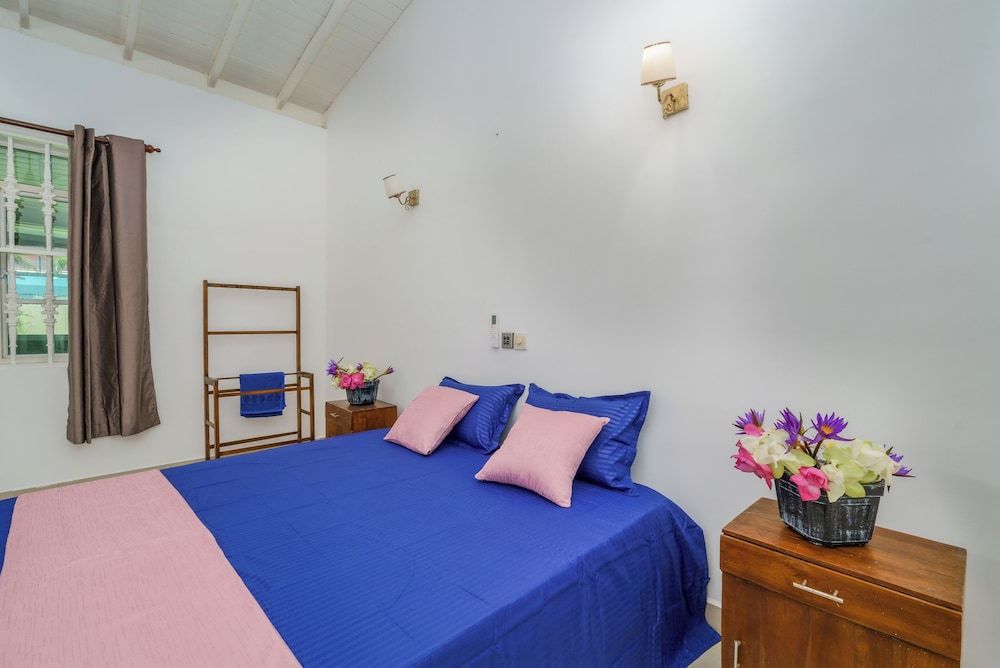 Amy's Haven Deluxe Double Room 6