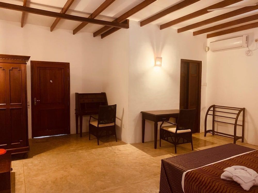 Dinuda Villas Kalpitiya Deluxe Double or Twin Room 12