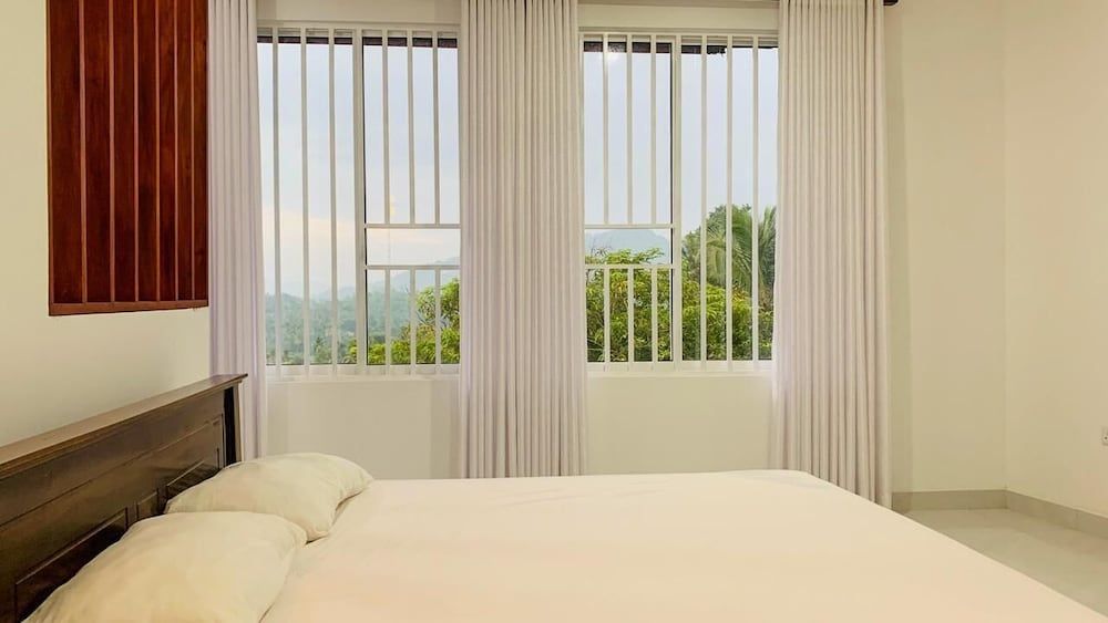 Meridian Holiday Resort Classic Triple Room, Mountain View