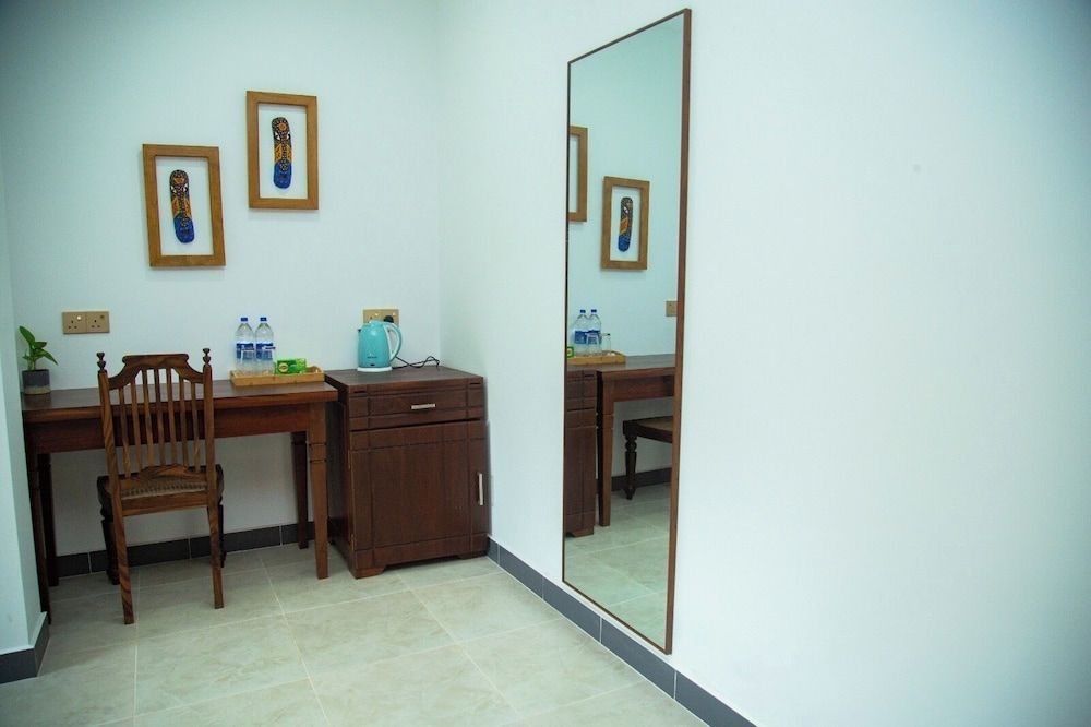 Aaradhya Madu River Standard Double Room, River View 3