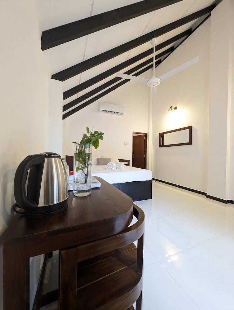 Nildiya Cottages Comfort Double or Twin Room, Hill View 11